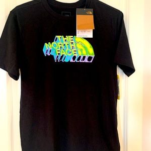 New boys size 14/16 The North Face short sleeve tee shirt.